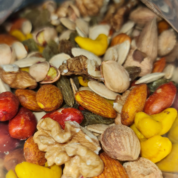 آجیل هشت مغز